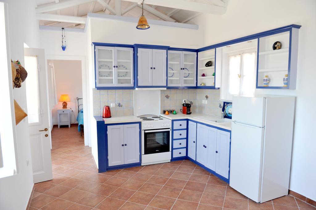 Hydra Erato Villa Kamer foto