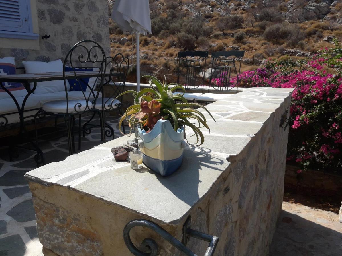 Hydra Erato Villa Buitenkant foto